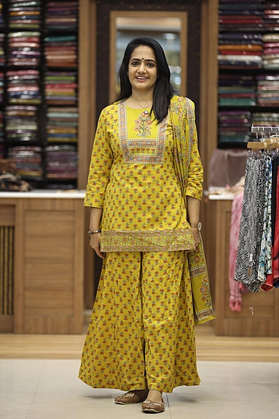 1836jemustard yellow short top and elephant palazo with duppatta 3pcs set