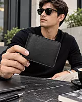 The Onyx Fold Genuine Leather Bifold Wallet – Classic Matte Black