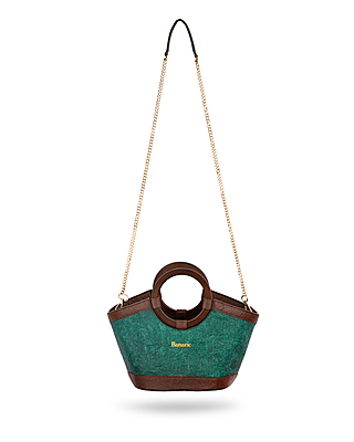 Beach Style Hand Bag with Wooden Handle