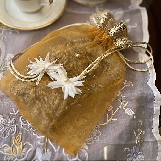 1/2 KG YELLOW TISSUE BATWA