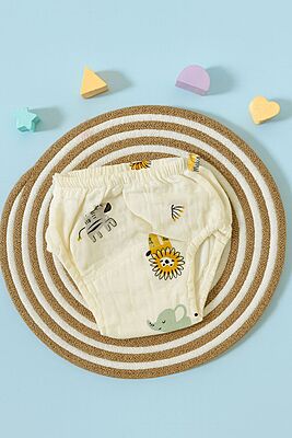 4-Layer Padded Crinkled Muslin Underwear – Assorted Design 4-Layer Padded Crinkled Muslin Underwear – Assorted Design