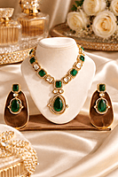 Green onyx and white Kundan Necklace Set with Matching Earrings
