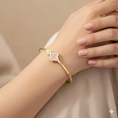 Pink Clover Anti-Tarnish Gold Bangle - Stainless Steel