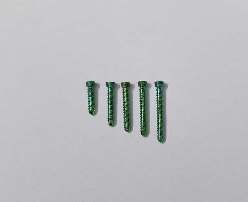 2.4 MM LOCKING SCREW T8 SELF TAPPING