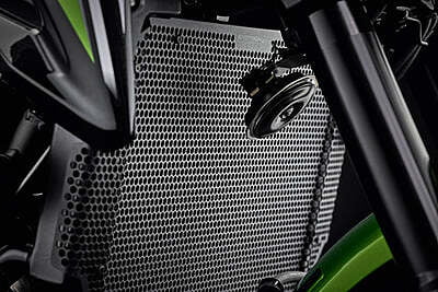 Evotech Performance Radiator Guard for Kawasaki Z900 2017 Onwards Evotech Performance Radiator Guard for Kawasaki Z900 2017 Onwards