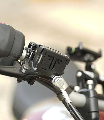 Moto Torque Front Master Cylinder Guard for Triumph Speed 400 & Triumph Scrambler 400 X Moto Torque Front Master Cylinder Guard for Triumph Speed 400 & Triumph Scrambler 400 X