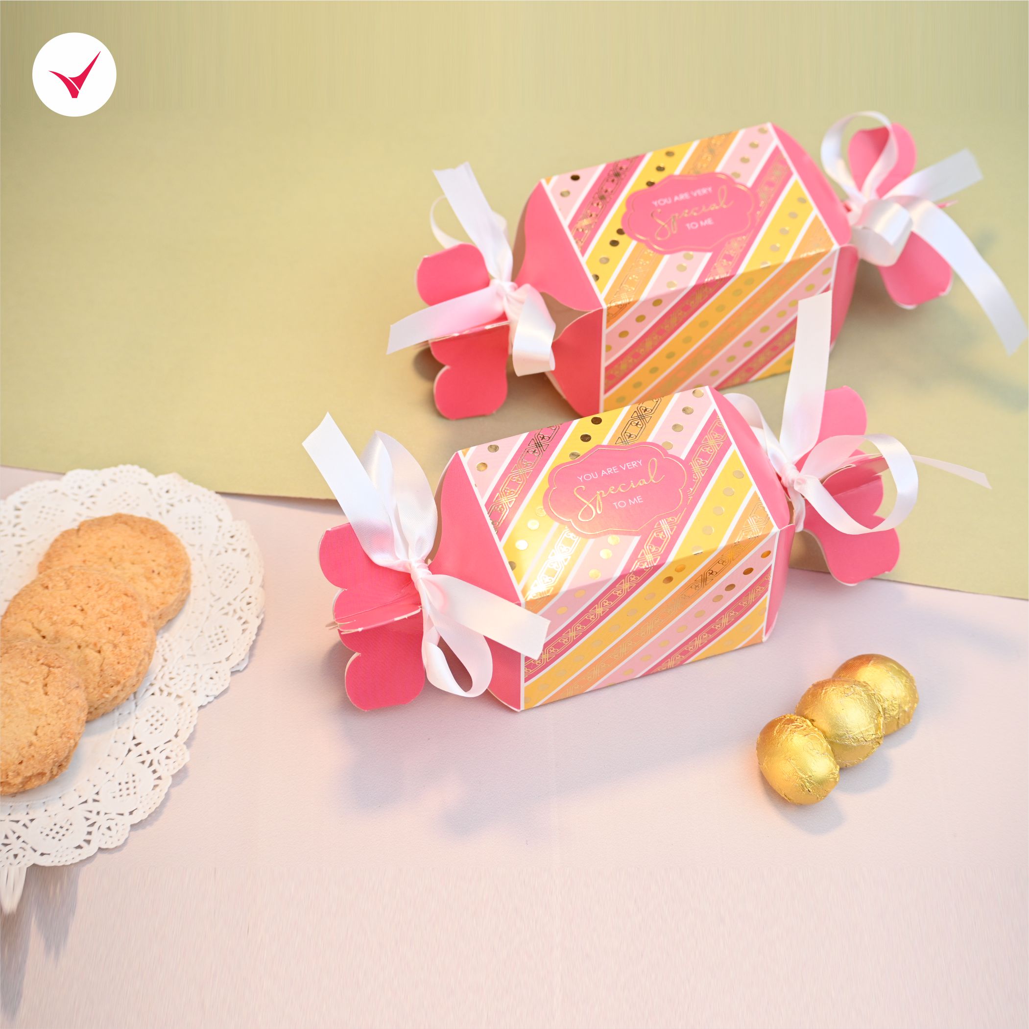 Toffee Shape Box 1668 A