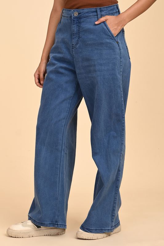 Women's Wide Leg Denim Pant