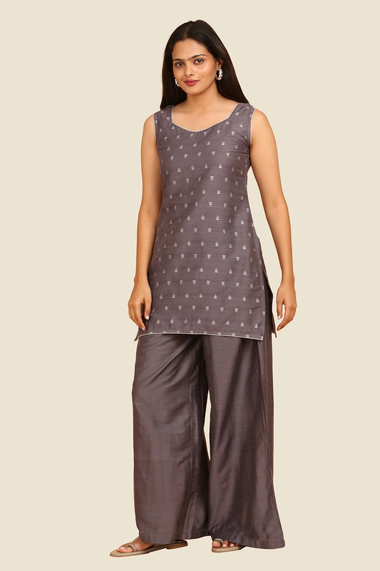Women's Sleeveless Jacquard Short Kurta