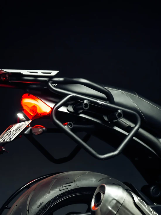 Legundary Aviator Saddle Stay for Triumph Speed 400