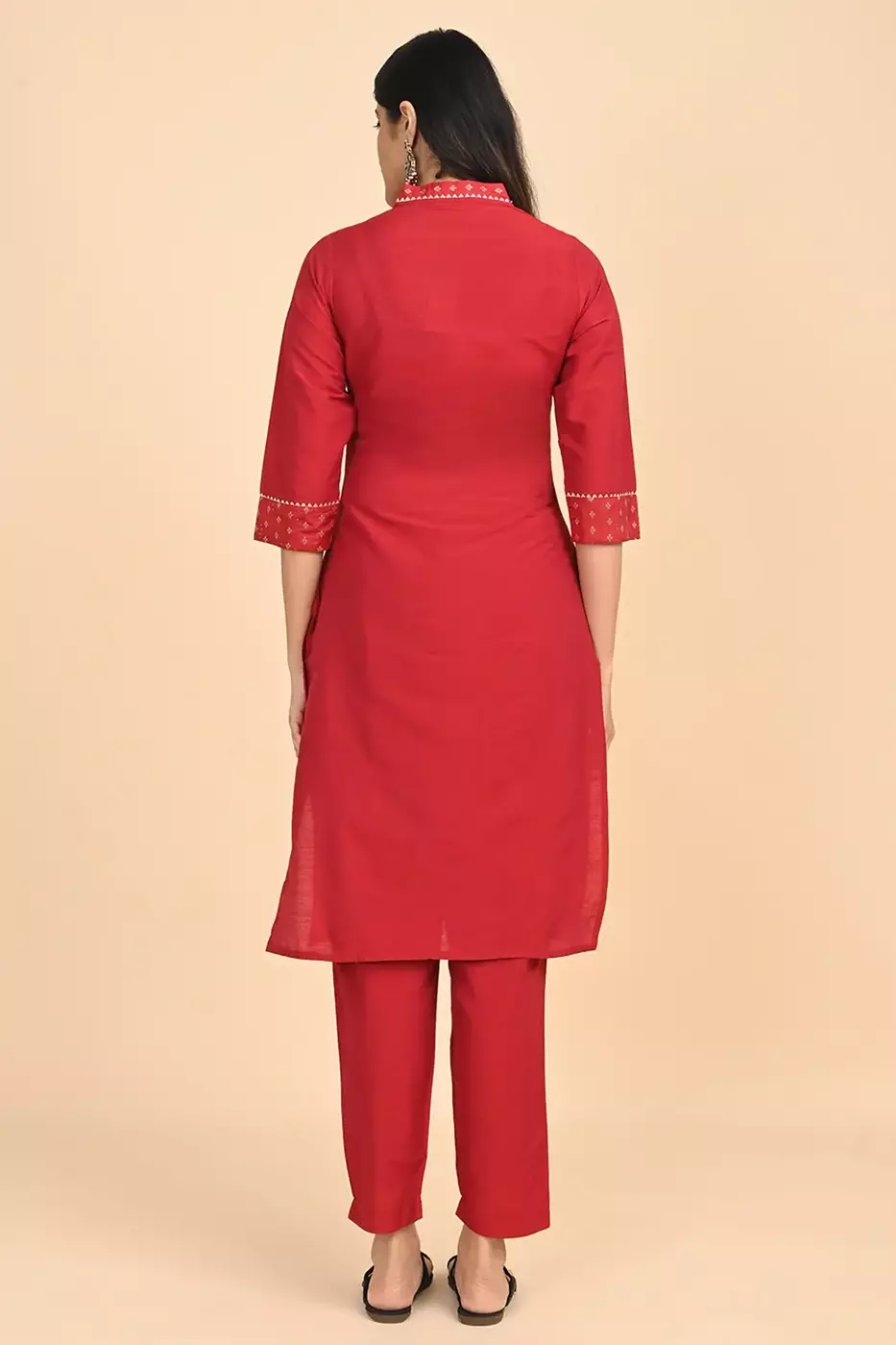 Women V-Neck Long Kurta - Red