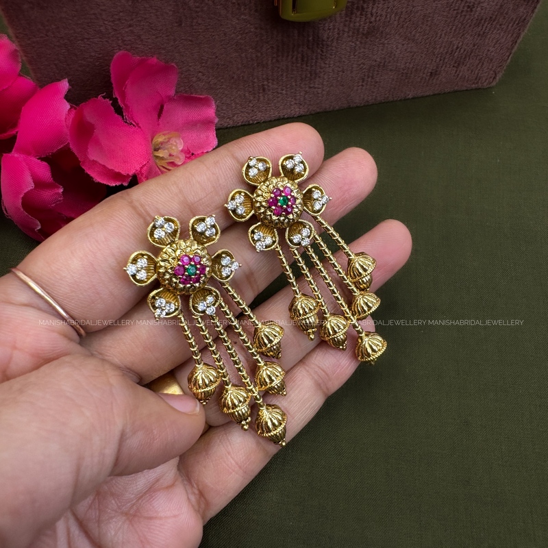 flower hanging earring