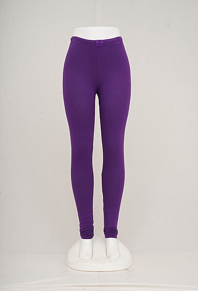 Women Plum Churidar Leggings