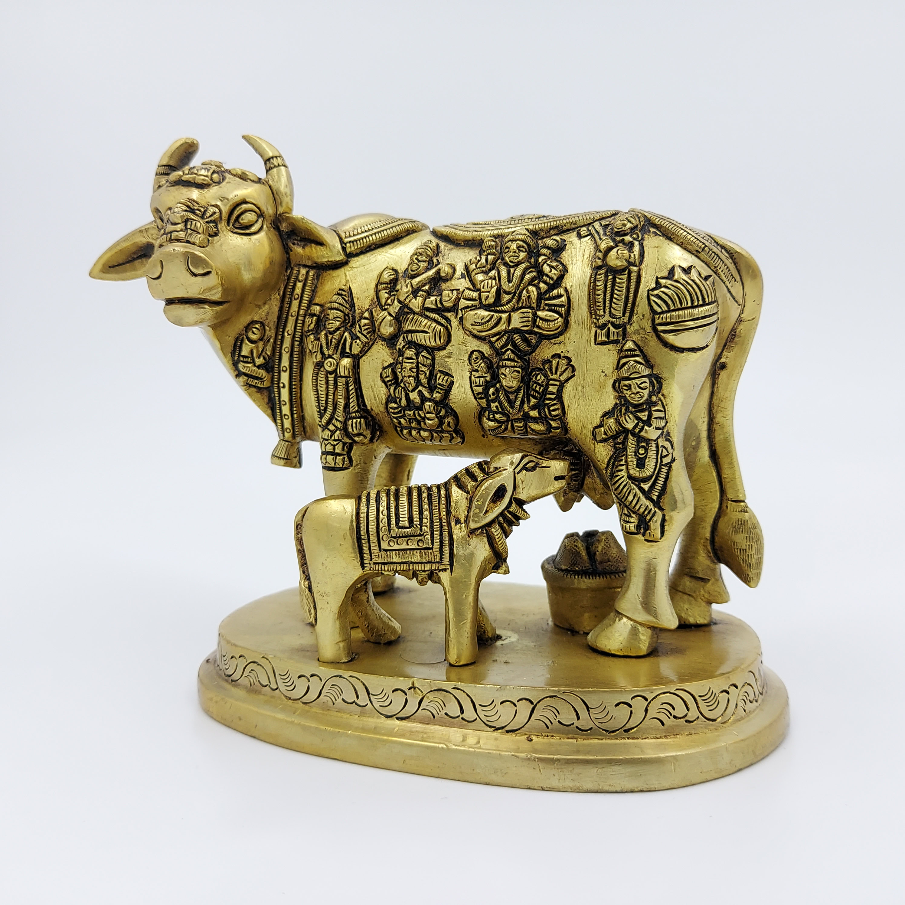 Brass Super Fine Cow and Calf Kamadhenu - 3.8 inch Height | Intricate Brass Cow and Calf Kamadhenu for Prosperity