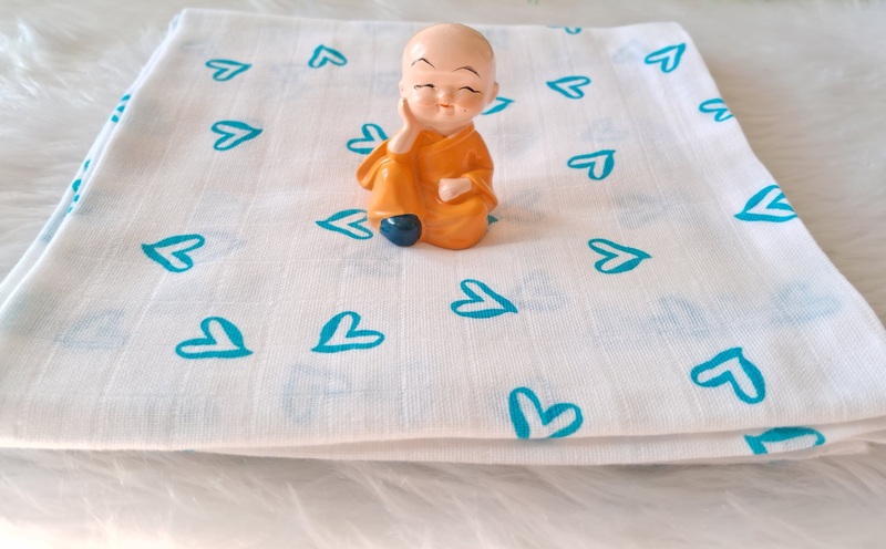 Muslin Baby bath towel - Blue heart
