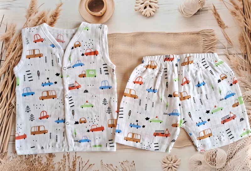 Muslin Jabla Set - Fire Truck