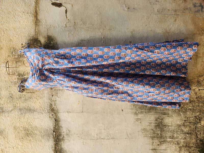 Freya's gentle Scrunch Frill Dress - Blue & Flowers