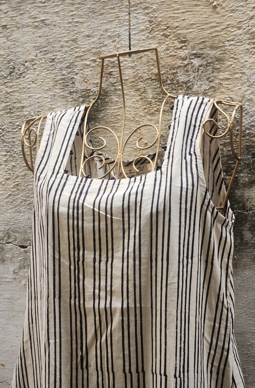 Saira's A-line Dress With a Back Tie - Off-White & Black Stripes