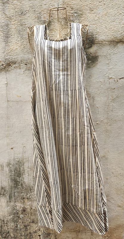Saira's A-line Dress With a Back Tie - Off-White & Black Stripes