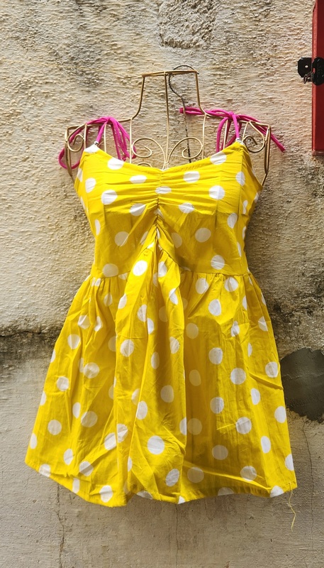 Fitoor's Gentle Scrunch Tube Top - Yellow Pop