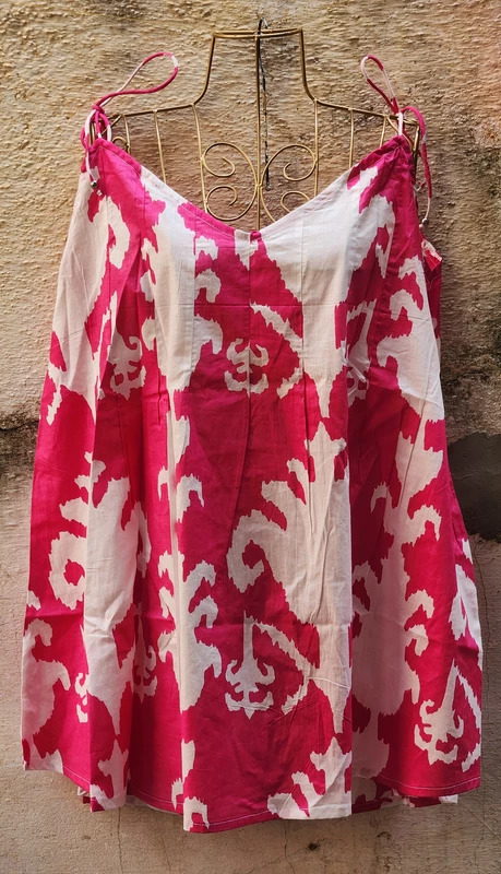 Charu's Pin-Tuck Top- Pink Ikat