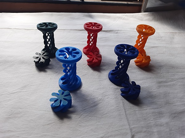 Passthrough Fidget Toy