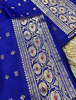 No Figurine motif 2000 buta Swarnachari Colour Royal with golden zari