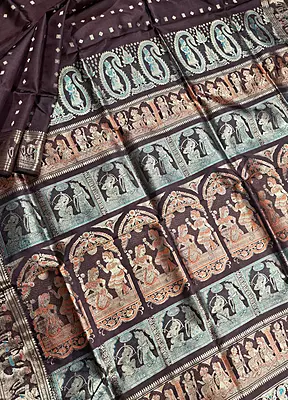 Figurine motif 2000 buta Swarnachari Dark chocolate with golden zari Figurine motif 2000 buta Swarnachari Dark chocolate with golden zari