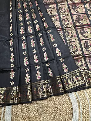 Figure motif Swarnachari Color Jet black