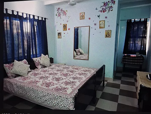 Me2's Blue Haven Arjun Nagar Agra