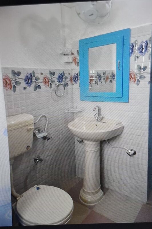 Me2's Blue Haven Arjun Nagar Agra