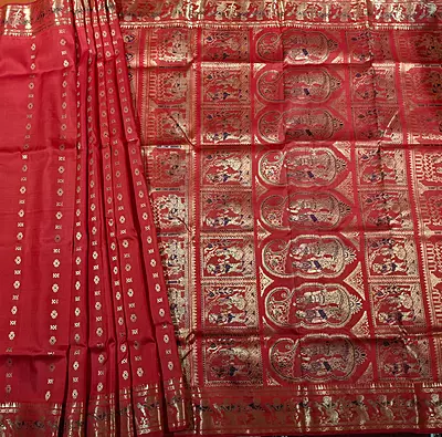 Figurine motif 2000 buta Swarnachari Dark red with golden zari