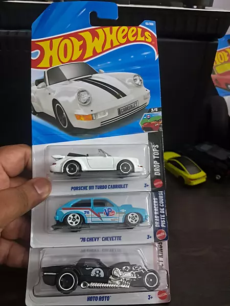 Hot Wheels Porsche 911 Turbo Cabriolet Combo 2