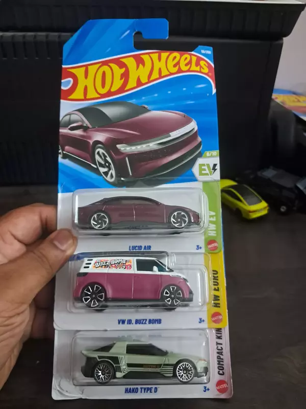 Hot Wheels Hako Type D Combo 1
