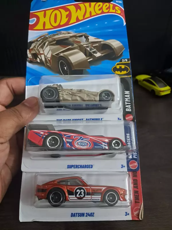 Hot Wheels Dark Knight Batmobile Combo 1