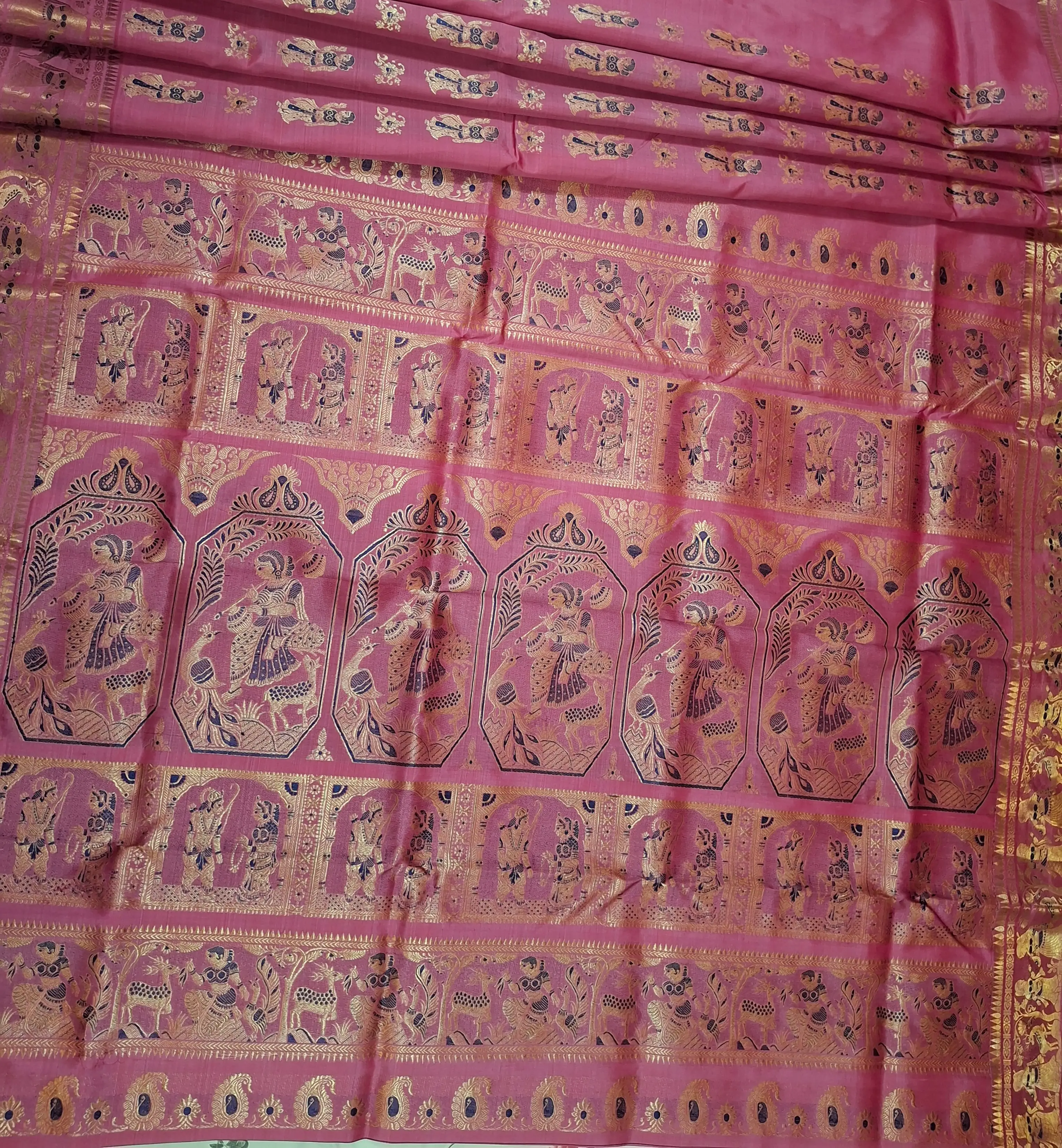 Figure motif Swarnachari Color Deep Rose pink saree