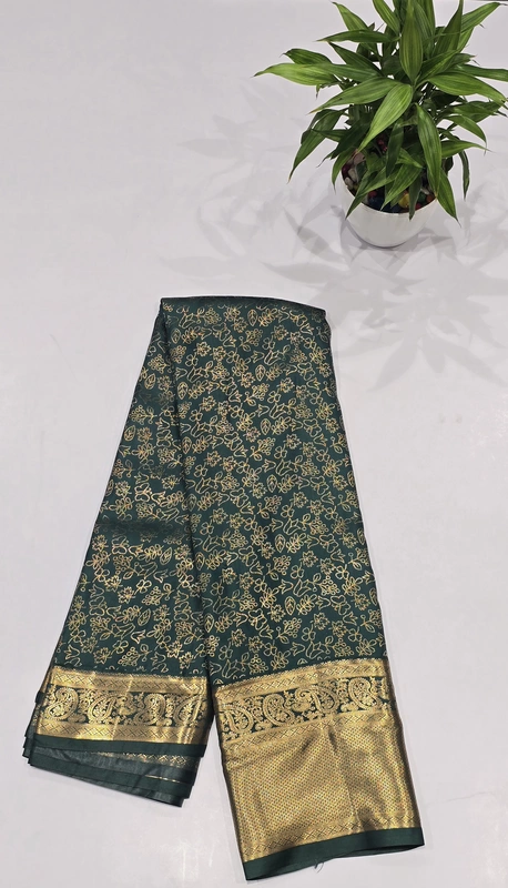 BrocketSelf Saree ( id 6010).