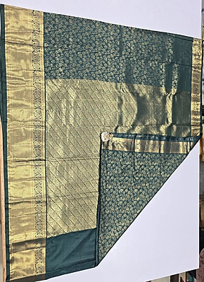 BrocketSelf Saree ( id 6010).