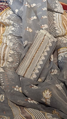 Grey Jamdani Saree with White & Golden Katdana Work Grey Jamdani Saree with White & Golden Katdana Work