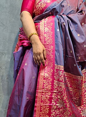 Blue-Pink Dual Tone Semi Silk Saree with Rani Pink Border & Gold Zari Weaving Blue-Pink Dual Tone Semi Silk Saree with Rani Pink Border & Gold Zari Weaving