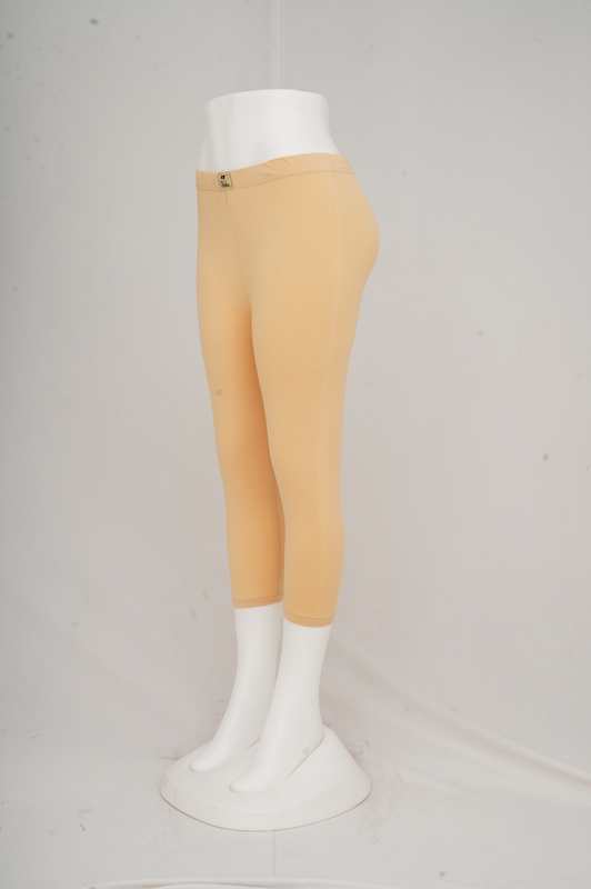 Women Skin Capri