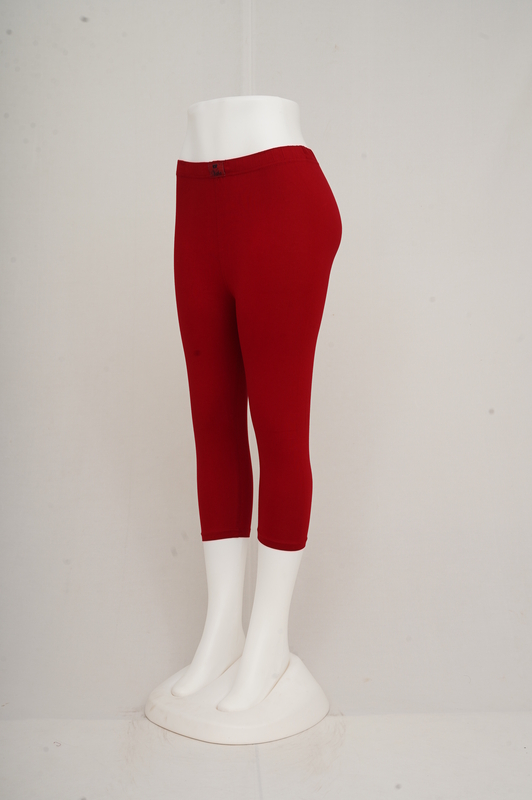 Women Bright Maroon Capri