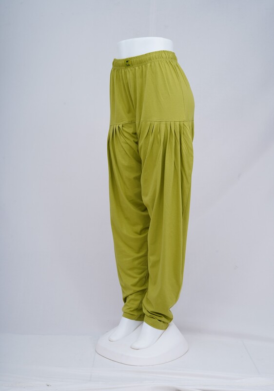 Women Pista Green Patiyala