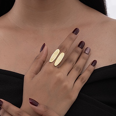 The Royal Crest Ring