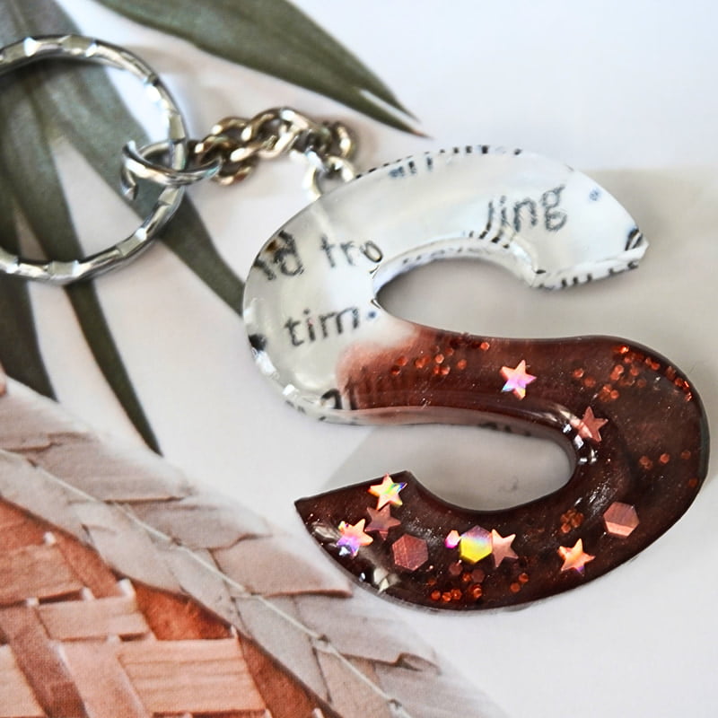 'K' EPISTOLARIANS' LETTER KEYCHAIN 'K' EPISTOLARIANS' LETTER KEYCHAIN