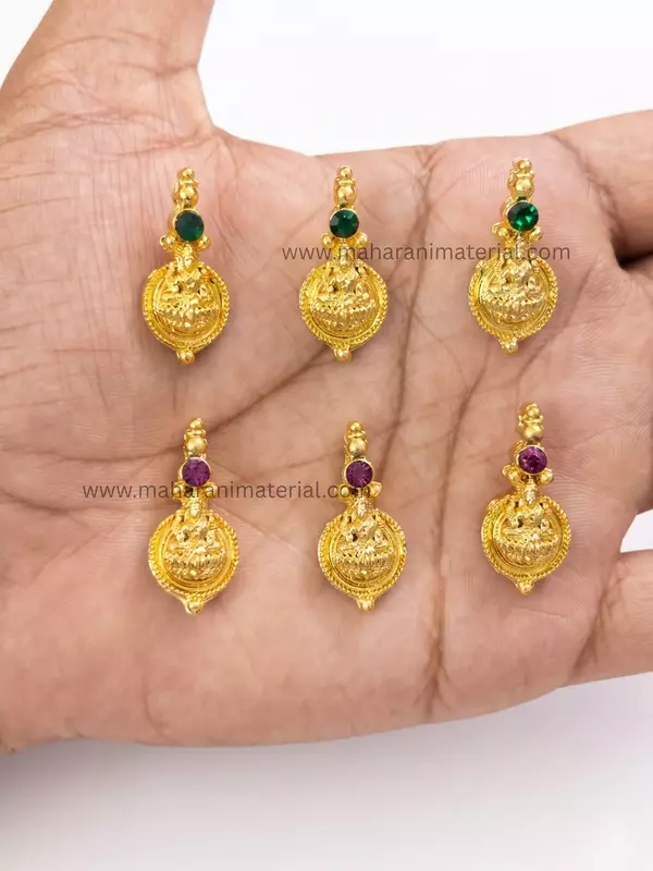 Lakshmi Pendant M