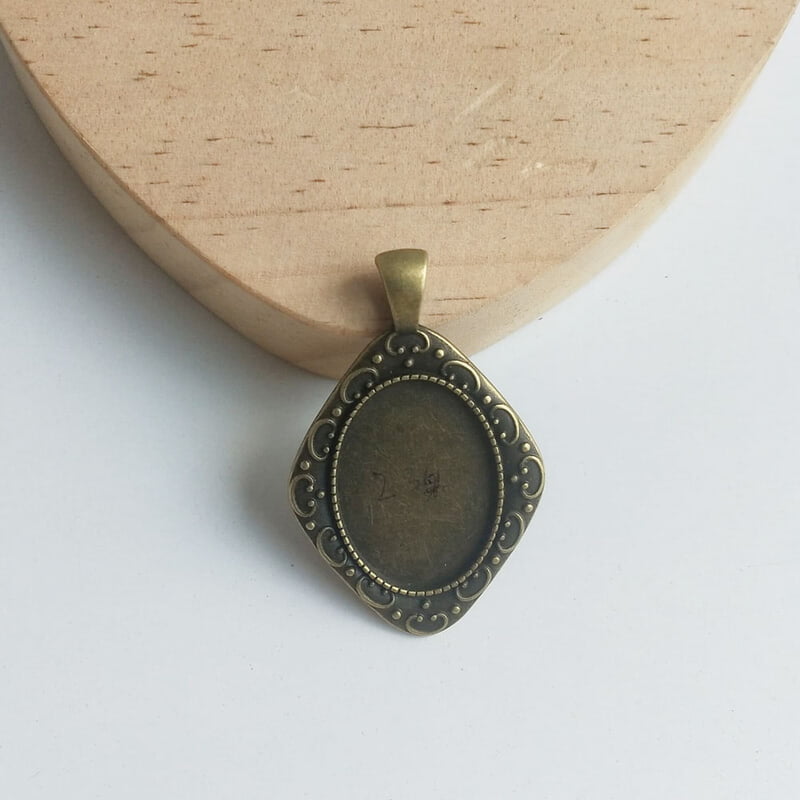 Pendant Antique Bronze Modal 237 Pendant Antique Bronze Modal 237