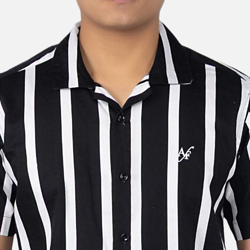 Men Black & White Printed Stripe Hawaiian Shirt