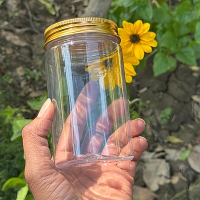 350ml Round PET Jar + 63mm Aluminium Gold Cap 350ml Round PET Jar + 63mm Aluminium Gold Cap