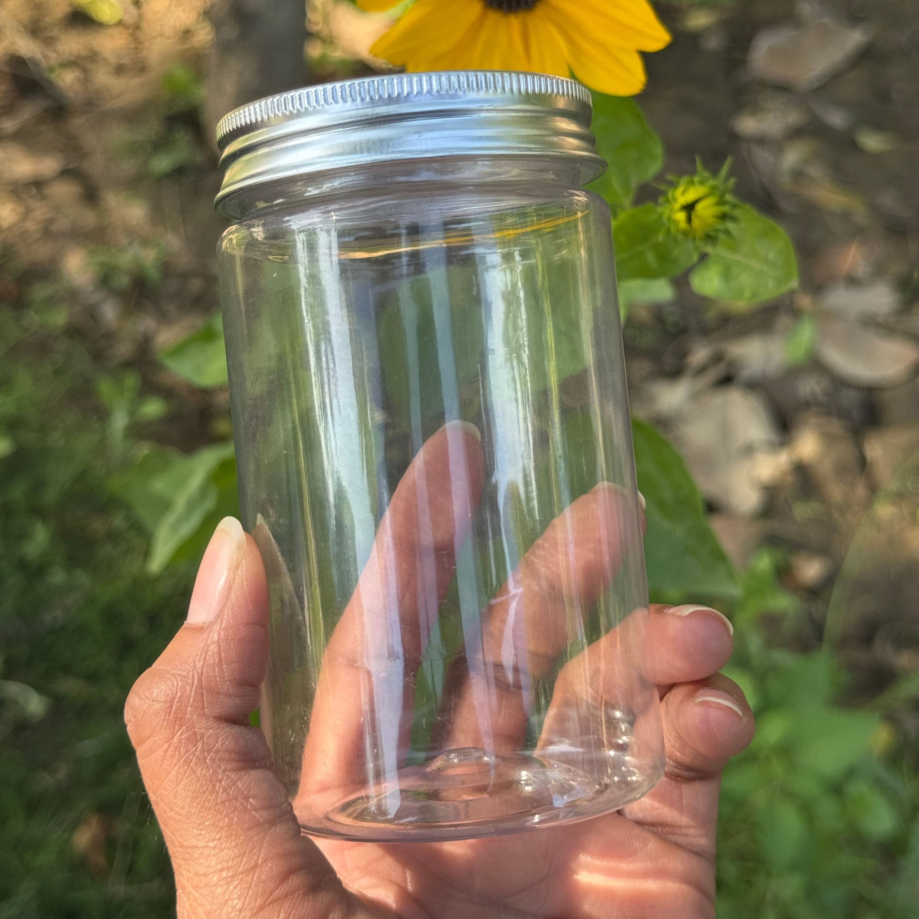 350ml Round PET Jar + 63mm Aluminium SILVER Cap 350ml Round PET Jar + 63mm Aluminium SILVER Cap